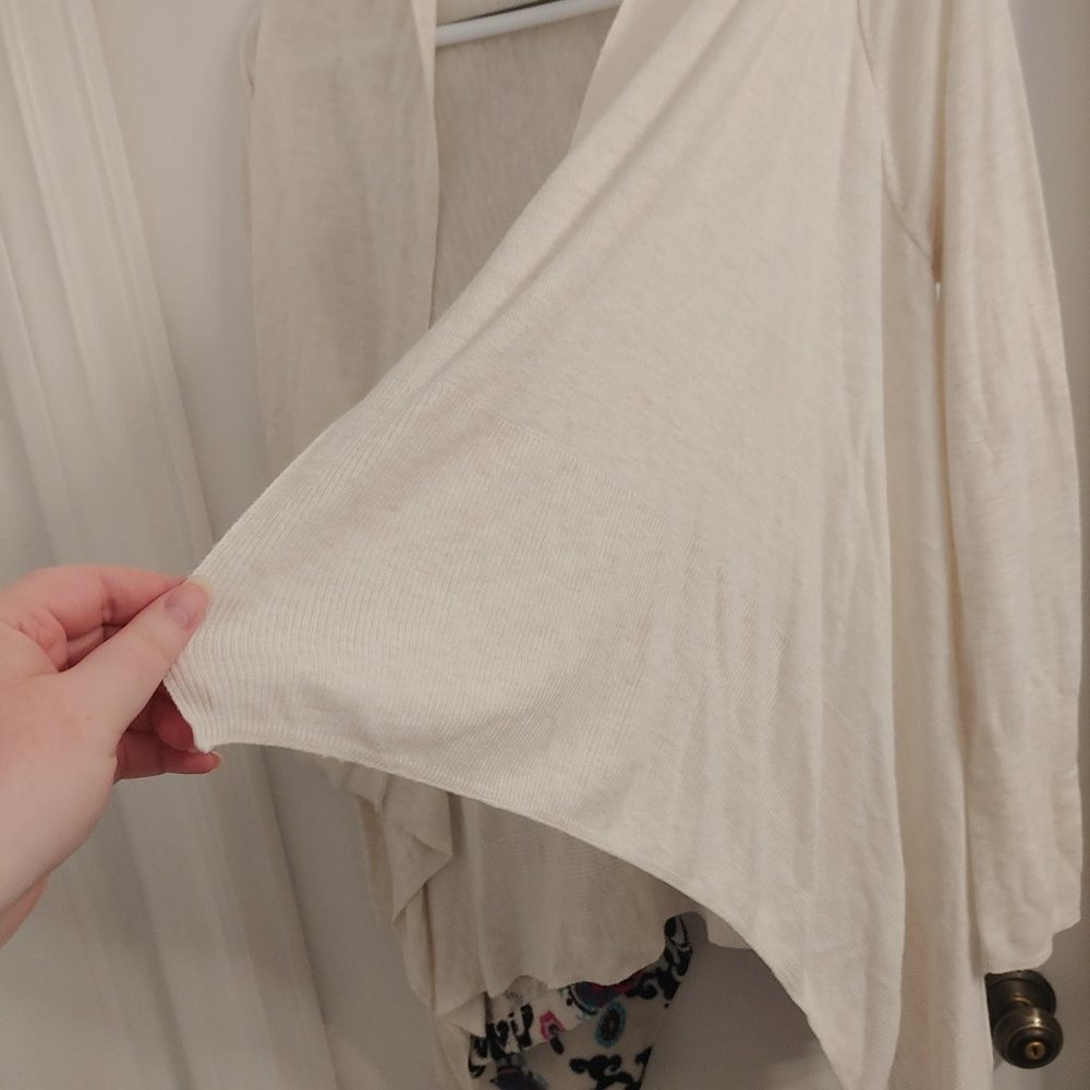 Open Shrug - Picture 3 of 4